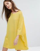 Weekday Huge T-shirt Dress - Yellow