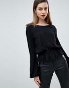 Ivyrevel Open Back Top With Soft Pephem - Black