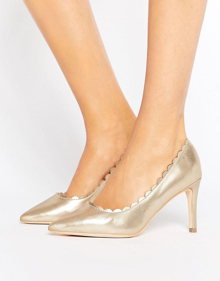 London Rebel Scallop Detail Pumps - Gold