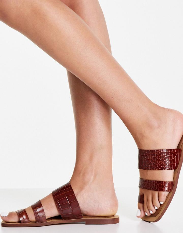 Asra Sabrina Flat Sandals With Toe Loop In Brown Croc