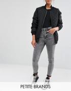 New Look Petite Acid Wash Highwaisted Jean - Gray