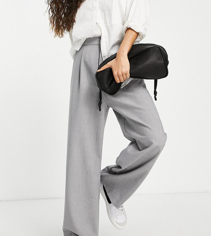 Stradivarius Petite Wide Leg Relaxed Dad Pants In Gray