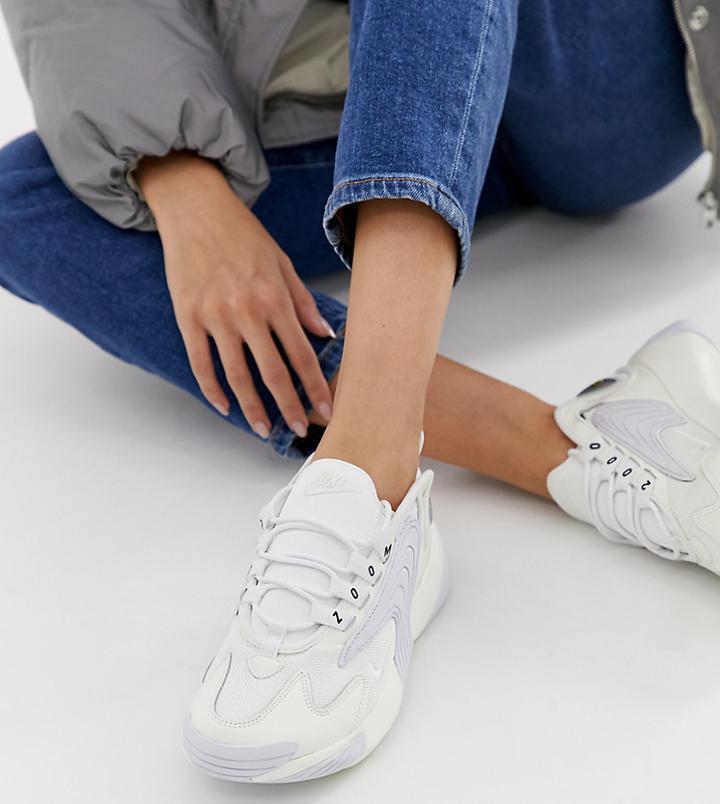 Nike Zoom 2k Sneakers In White