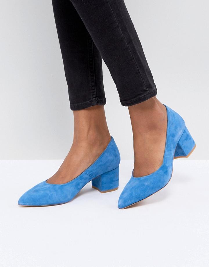 Gestuz Blue Suede Block Heel Pump - Blue