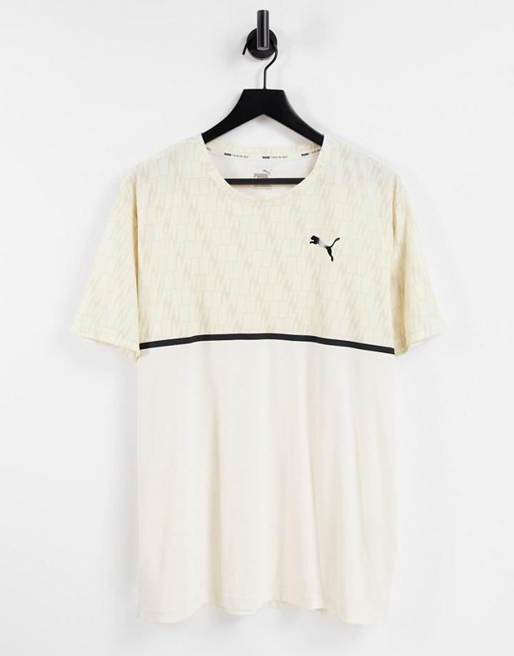 Puma Training Graphic Logo T-shirt In Cream-white