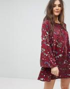 Qed London Floral Shift Dress With Flared Sleeve - Red