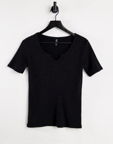 Pieces Divi Subtle Sparkle T-shirt With V Neck In Black
