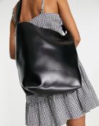 Claudia Canova Large Bucket Bag In Black