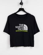 The North Face Gfx Cropped T-shirt In Black