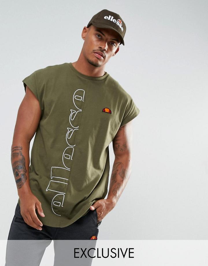 Ellesse Curved Hem T-shirt With Split Logo In Green - Green