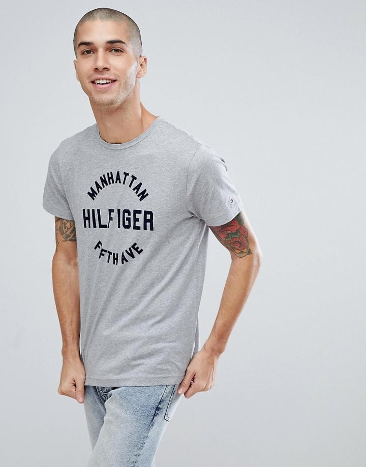 Tommy Hilfiger Owen Manhattan Logo T-shirt In Gray Marl - Gray