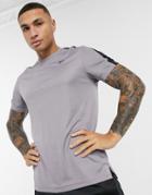 Reebok Wor Short Sleeve Tech Tshirt In Gray-grey