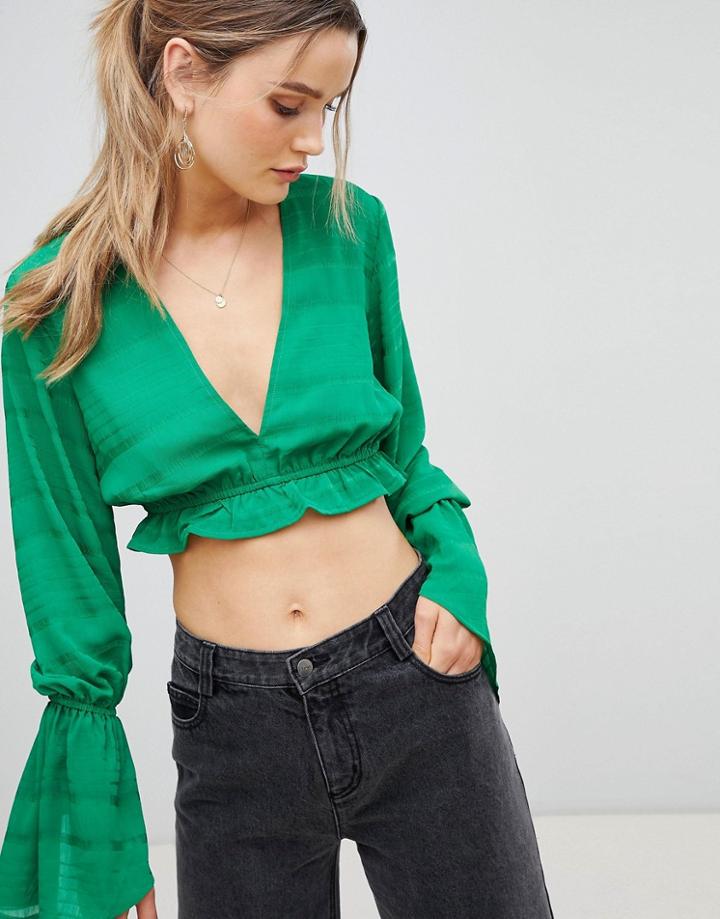 Prettylittlething Plunge Flare Sleeve Crop Top - Green