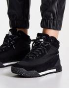 The North Face Back To Berkley Iii Boots In Black