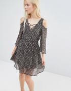 Qed London Cold Shoulder Ditsy Print Tea Dress - Black