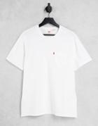 Levi's Pocket T-shirt In White