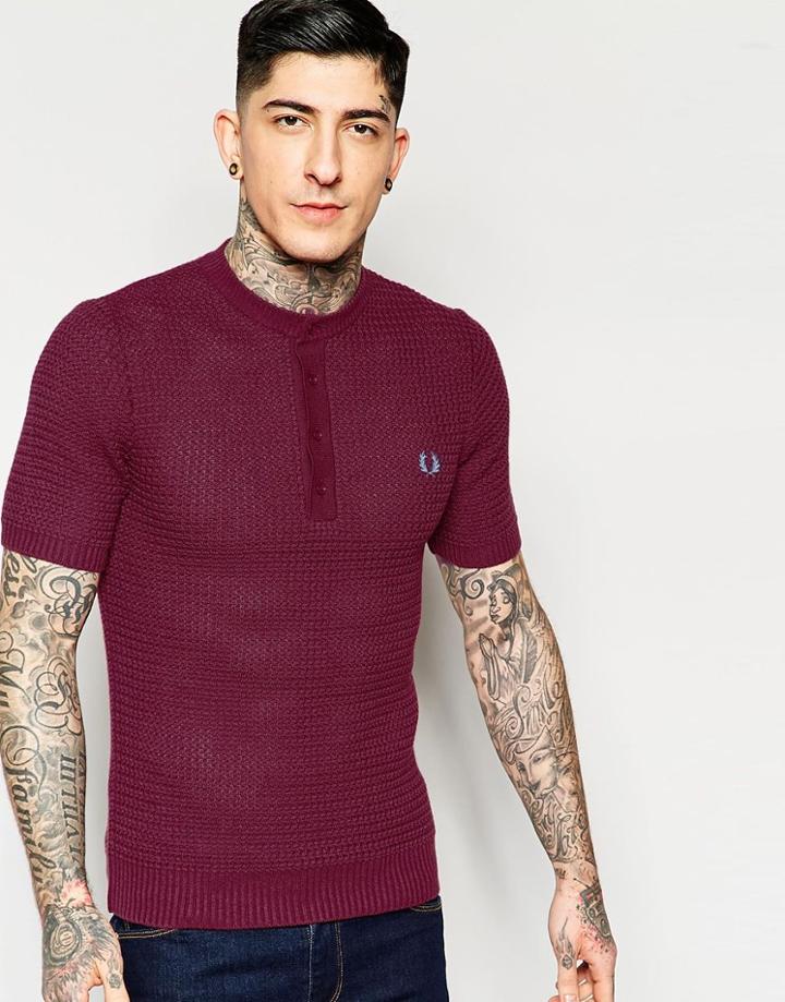 Fred Perry Laurel Wreath Sweater With Henley Neck & Textured Knit In Red - Aubergine