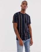 Bershka T-shirt In Navy With Vertical Stripes - Navy