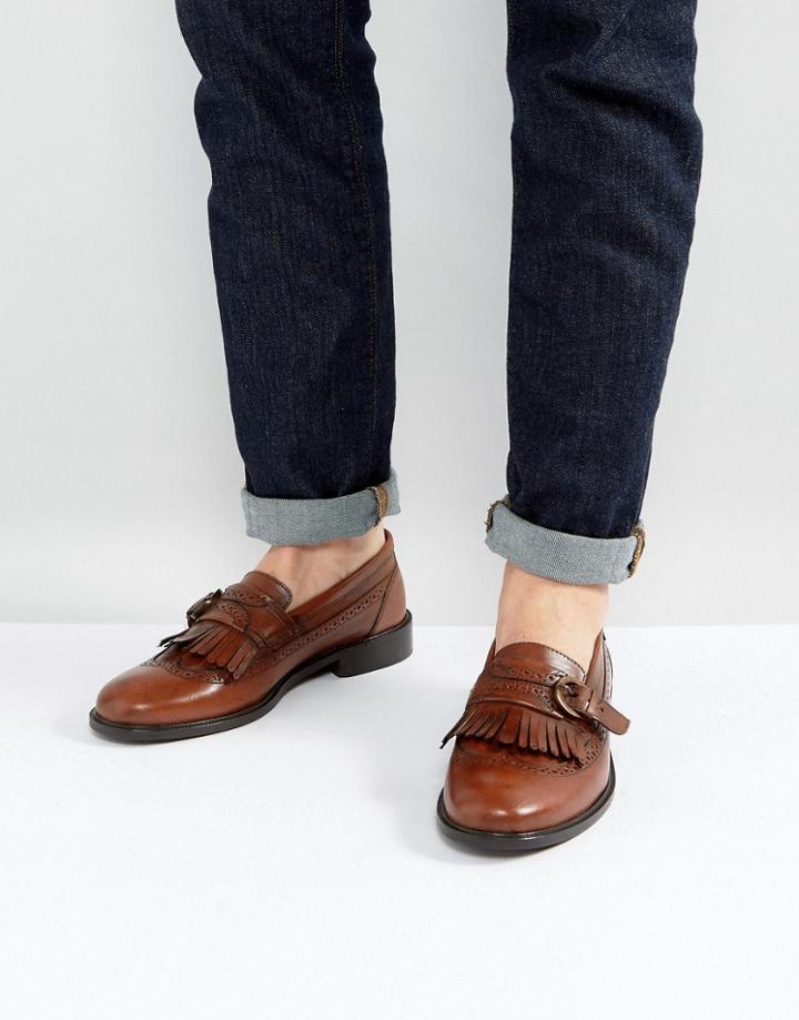 Farah Chamber Buckle Fringed Loafers - Tan
