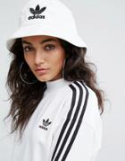 Adidas Originals Logo Bucket Hat In White - White