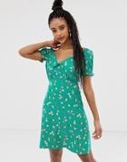 New Look Sweetheart Ditsy Floral Tea Dress In Green - Green