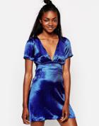 Motel Flippy Short Sleeve Dress In Midnight Blue Satin - Blue