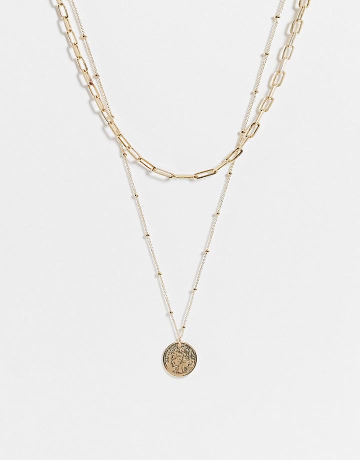 Pieces Layered Necklace With Pendant In Gold