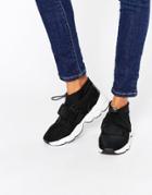 Monki Trainer - Black