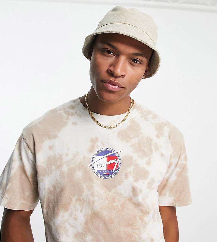 Tommy Jeans Exclusive Collegiate Capsule Cotton Relaxed T-shirt In White And Beige Tie Dye - White