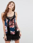 Band Of Gypsies Vintage Floral Cami With Lace Inserts - Blue