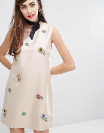 E.f.l.a Shift Dress With 3d Embelishment - Cream