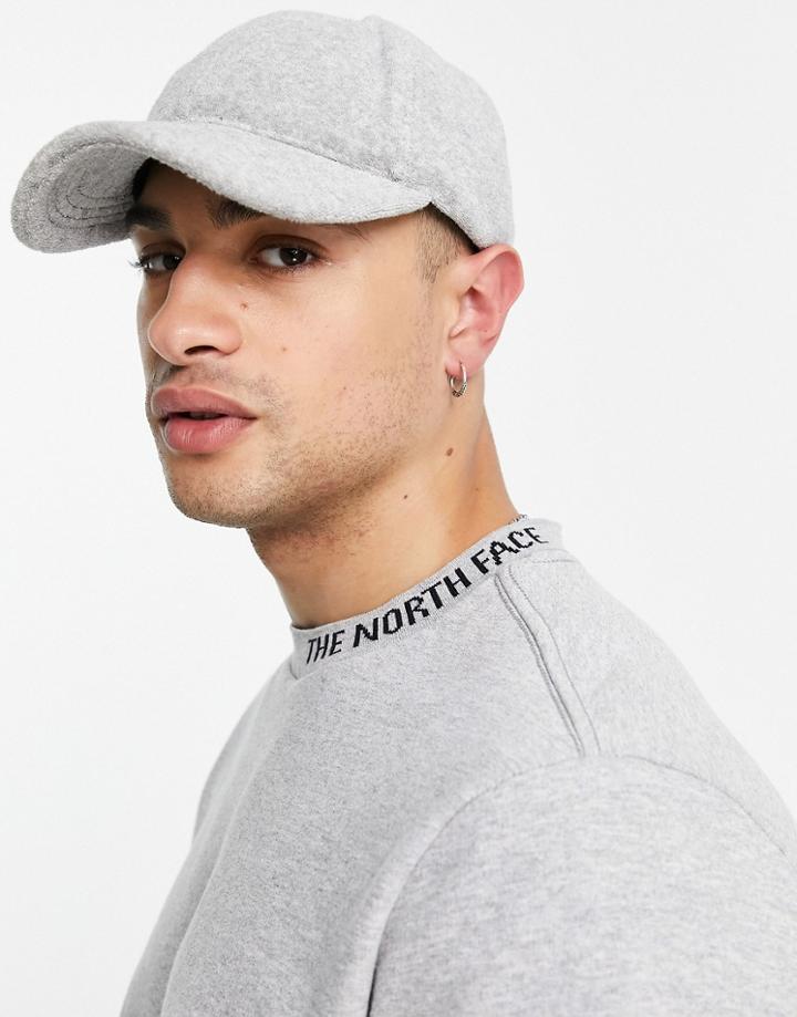 The North Face Zumu Sweatshirt In Gray-grey