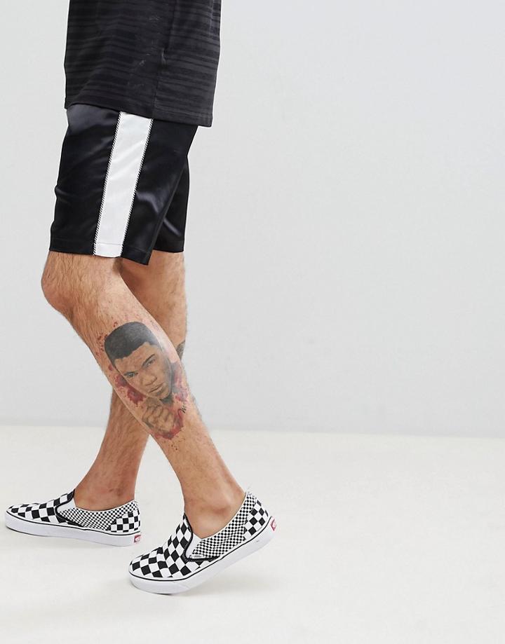 Mennace Leisure Shorts In Black - Black