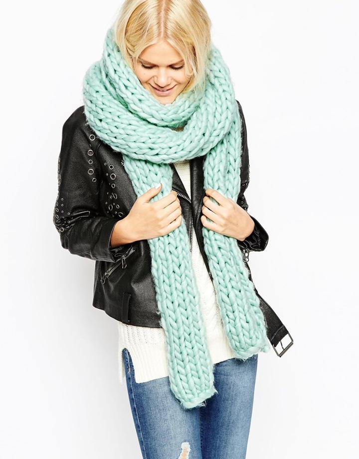Asos Chunky Scarf In Hand Knit With Roll Hem - Mint