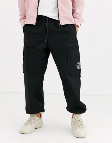 Entente Relaxed Nylon Cargo Pants In Black
