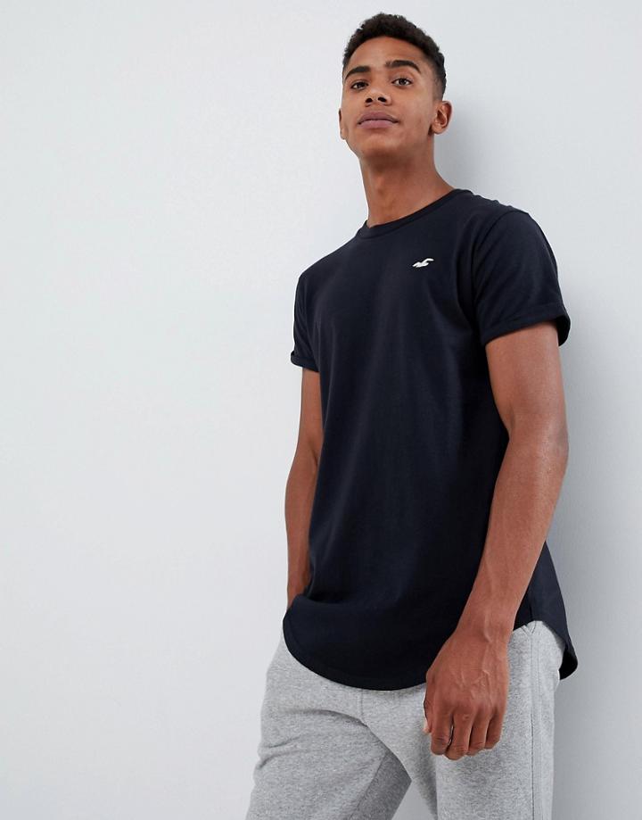 Hollister Solid Curved Hem T-shirt Seagull Logo Slim Fit In Black - Black
