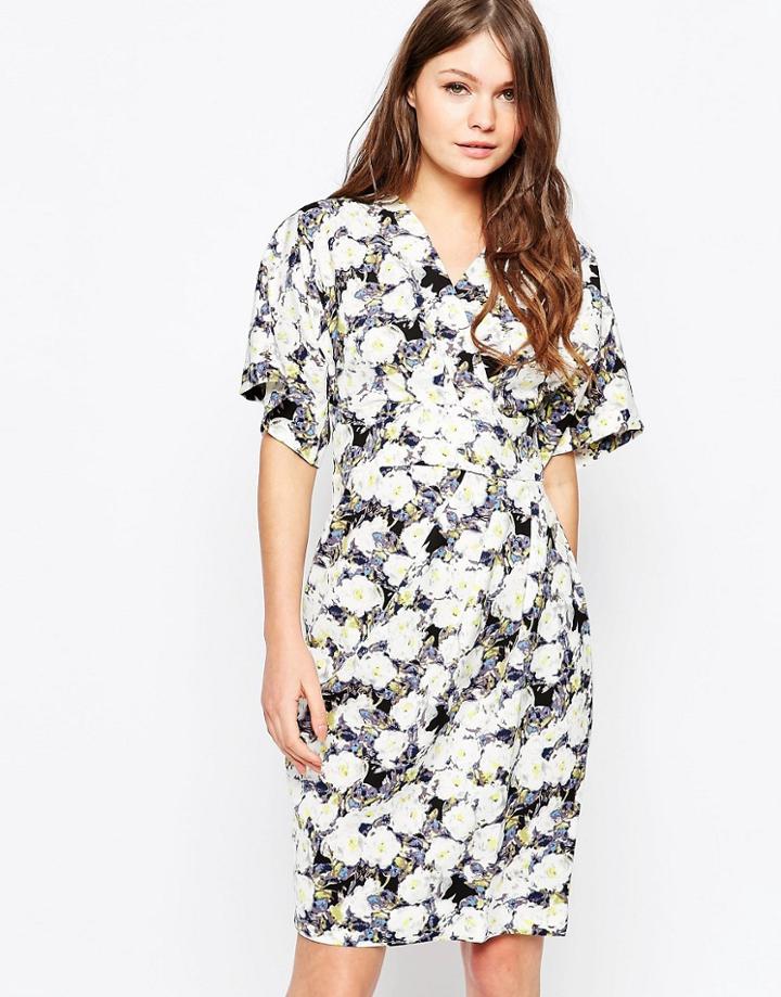 Closet Dress With Kimono Sleeves In Dark Floral Print - Multi