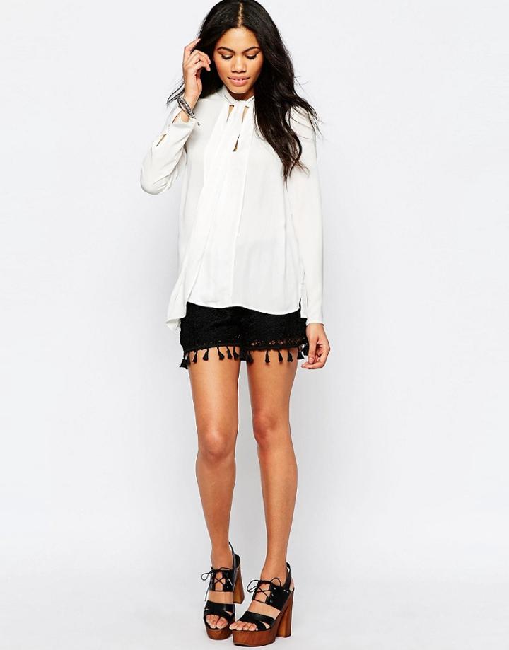 Brave Soul Crochet Shorts With Tassel Trim - Black