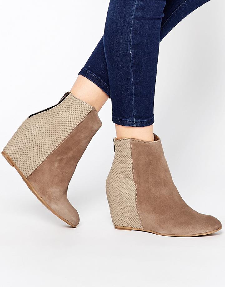 H By Hudson Sefton Suede Wedge Ankle Boots - Beige Suede