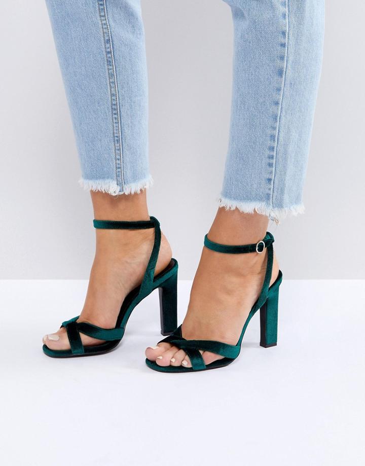 New Look Velvet Slim Heel Twist Front Sandal - Green