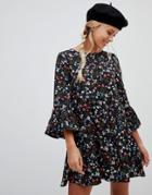 Qed London Floral Smock Dress With Ruched Sleeve - Navy