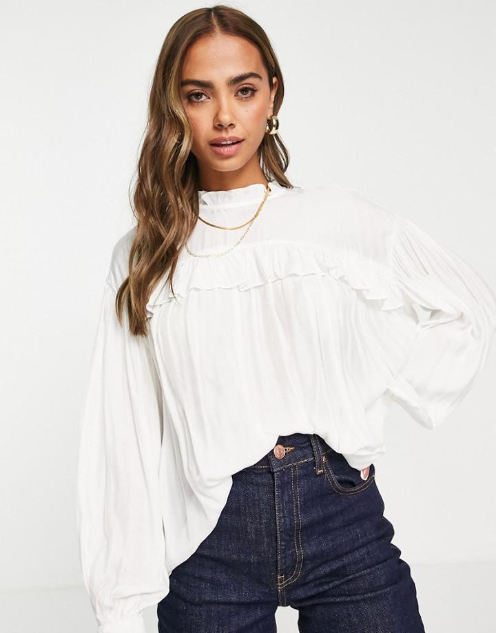 Urban Revivo Ruffle Detail Blouse In White