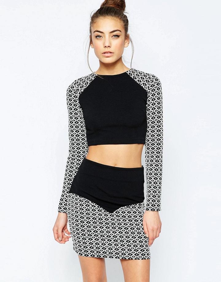 Hedonia Sansa Crop Top With Contrast Geo Print - White