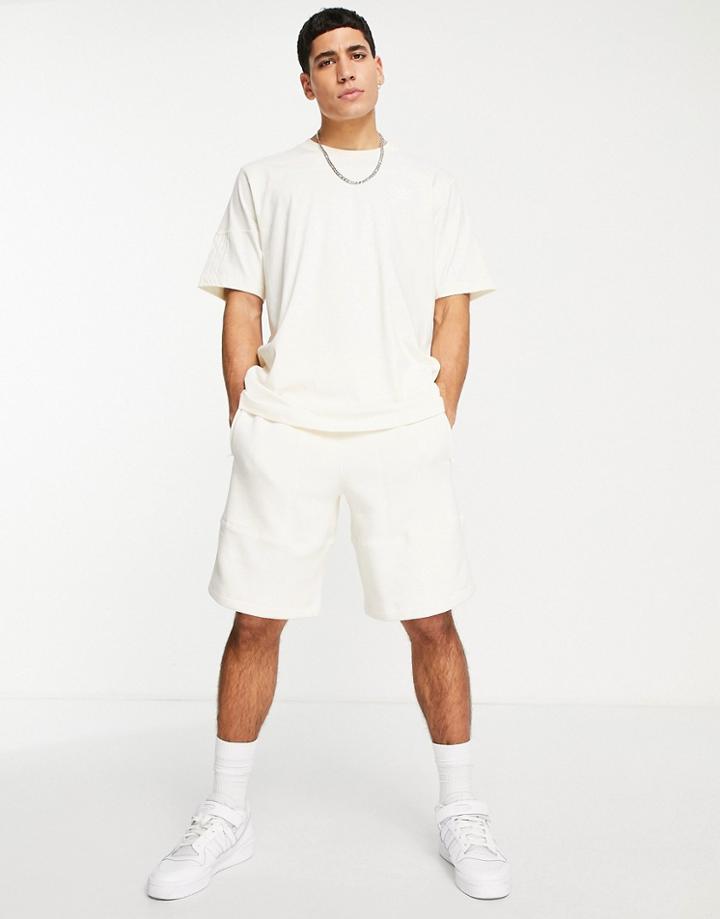 Adidas Originals Adicolor Clean Classic Shorts In Non Dye-neutral
