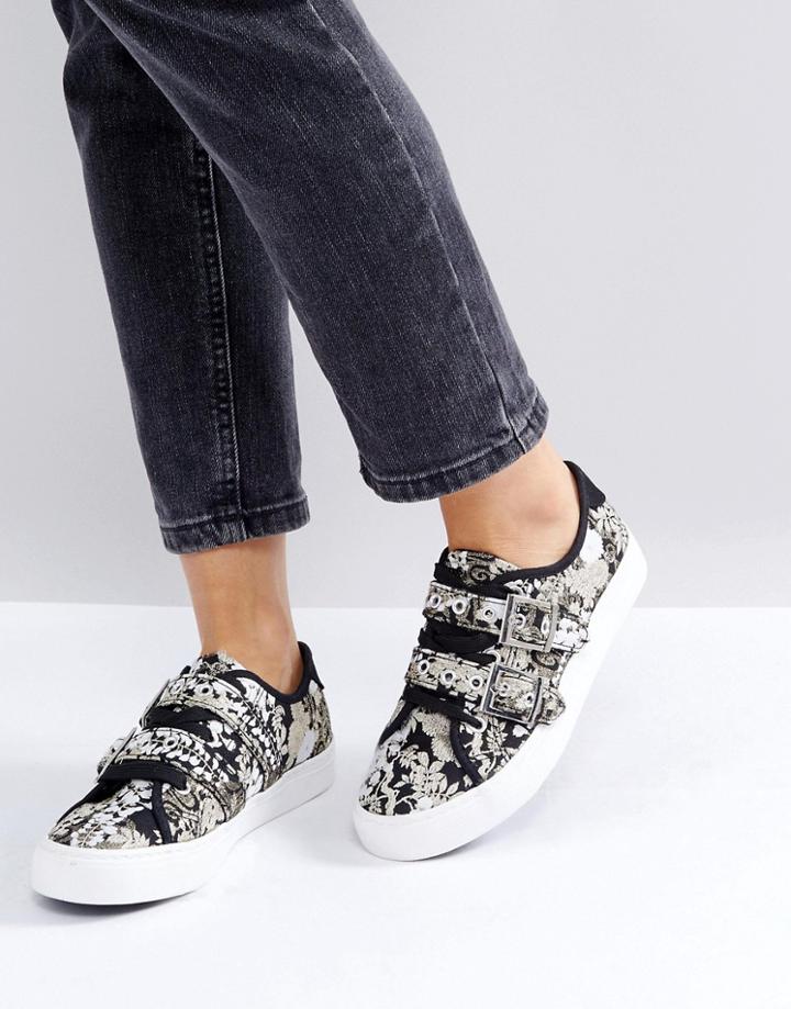 New Look Tapestry Buckle Sneaker - Multi