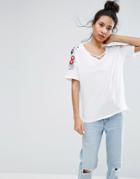 New Look Embroidered Sleeve T-shirt - White