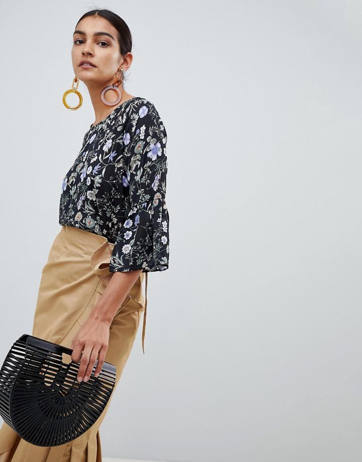 Angel Eye Floral Frill Sleeve Top - Navy