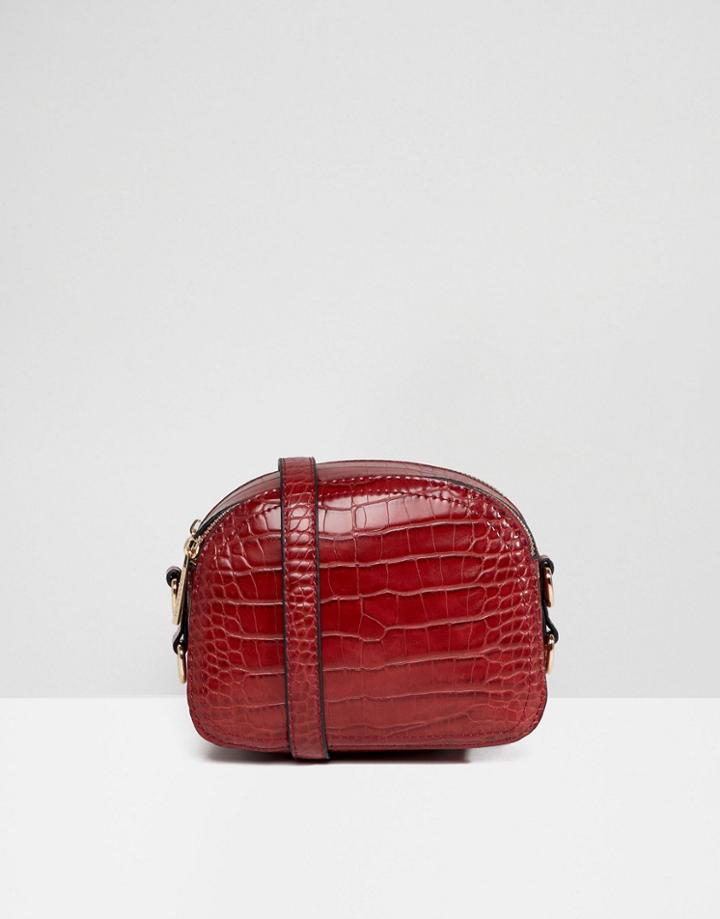 Liquorish Crescent Mock Croc Crossbody Bag - Red