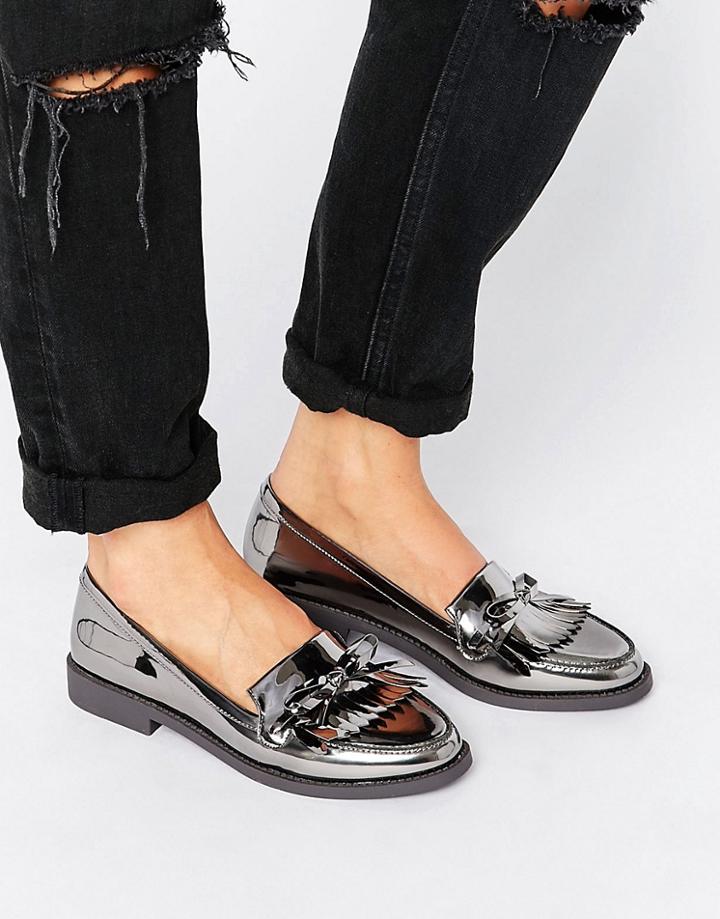 Carvela Metallic Fringe Loafer - Silver