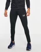 Under Armour Football Challenger Sweatpants In Black